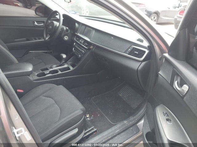 KIA Optima Lx 2018 5XXGT4L32JG181962 Image 5