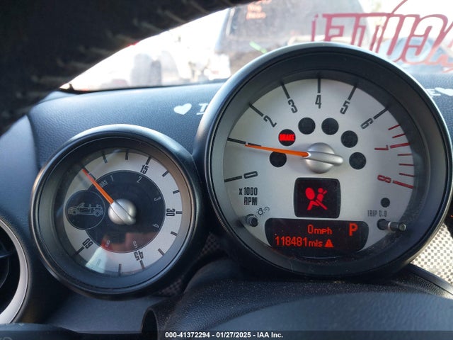 2013 MINI CONVERTIBLE WMWZP3C55DT705938 Photo 6