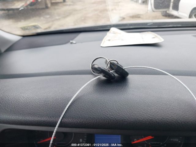 5TDKK3DC1FS568899 Toyota Sienna Le 8 Passenger