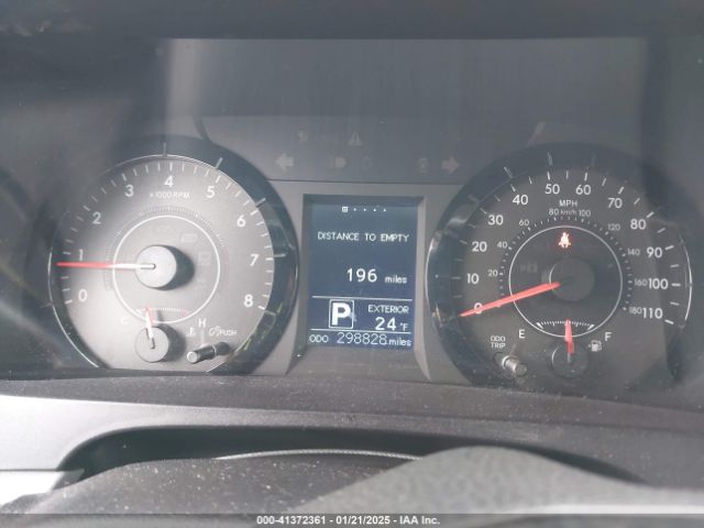 5TDKK3DC1FS568899 Toyota Sienna Le 8 Passenger