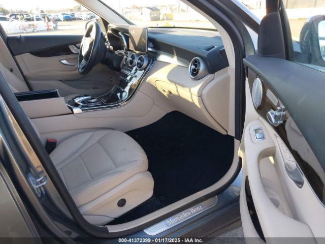 WDC0G4KB2HF217361 Mercedes-Benz Glc 300 4matic