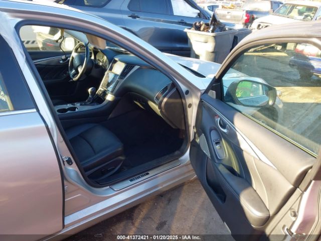 JN1EV7AR7HM832424 Infiniti Q50 3.0t Premium
