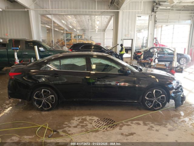1N4BL4CW9RN379772 Nissan Altima Sr Intelligent Awd