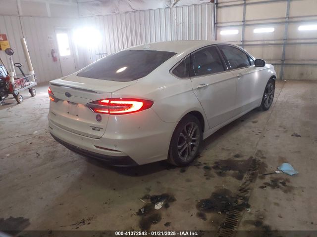 3FA6P0RU3LR139755 Ford Fusion Hybrid Titanium