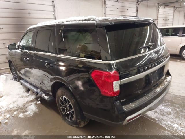 1FMJU1J89REA18589 Ford Expedition Xlt