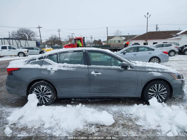1N4BL4DV9RN431245 Nissan Altima Sv Fwd