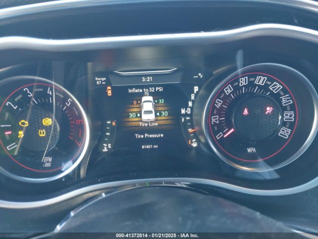 2C3CDZFJ1HH592428 Dodge Challenger R/t Scat Pack