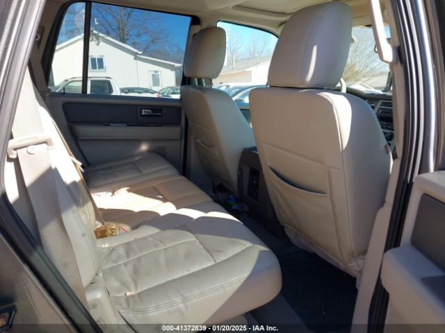1FMJU1J58EEF02558 Ford Expedition Xlt
