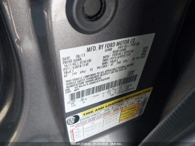 1FMJU1J58EEF02558 Ford Expedition Xlt