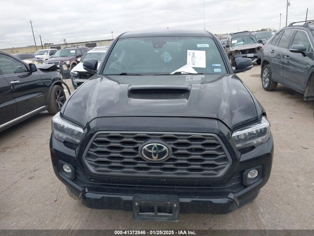 3TMCZ5AN3NM513077 Toyota Tacoma Trd Sport