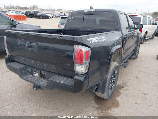 3TMCZ5AN3NM513077 Toyota Tacoma Trd Sport