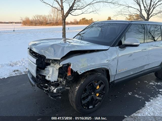 2022 RIVIAN R1S 7PDSGABL9NN002043 Photo 1