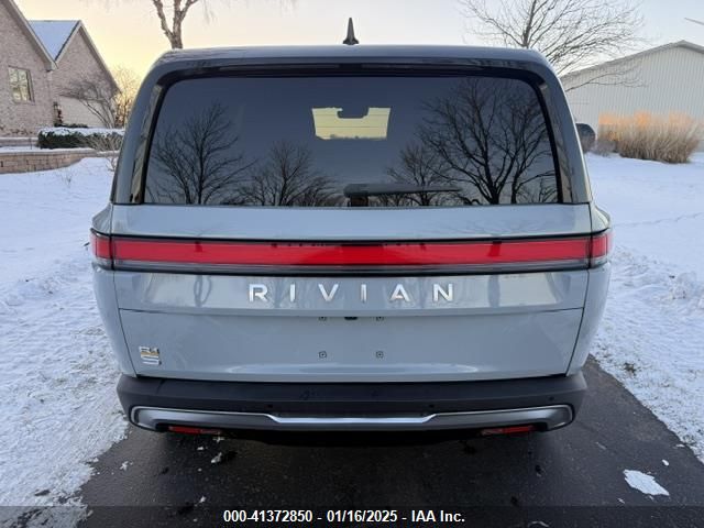 2022 RIVIAN R1S 7PDSGABL9NN002043 Photo 3