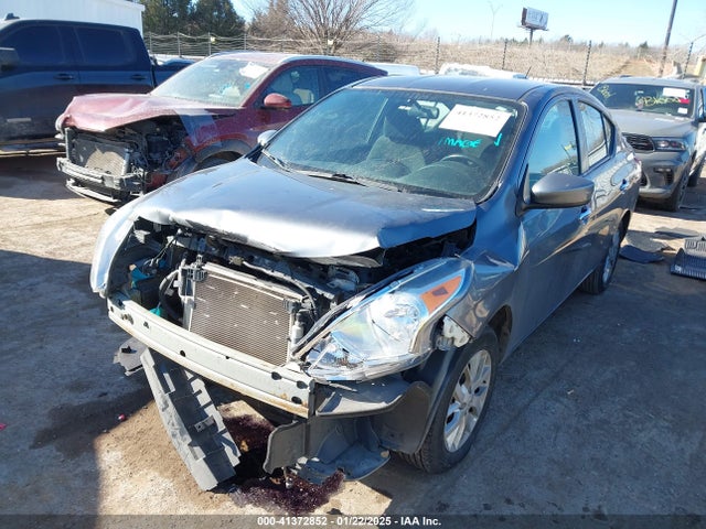 Nissan Versa 1.6 Sv 2018 3N1CN7AP4JL880937 Image 2