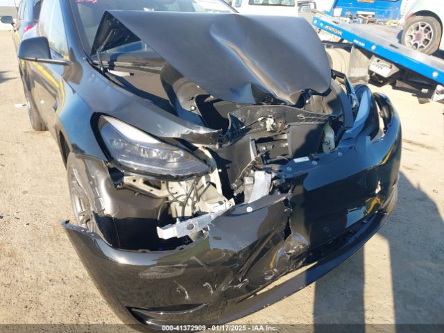 7SAYGDED3SF267920 Tesla Model Y Long Range Dual Motor All-wheel Drive