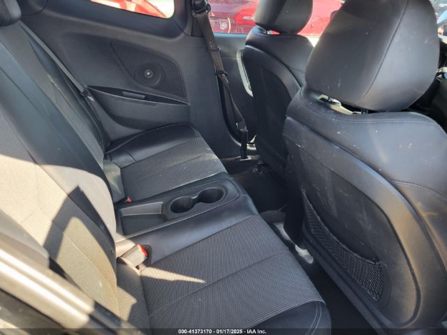 KMHTC6AD0FU242003 Hyundai Veloster
