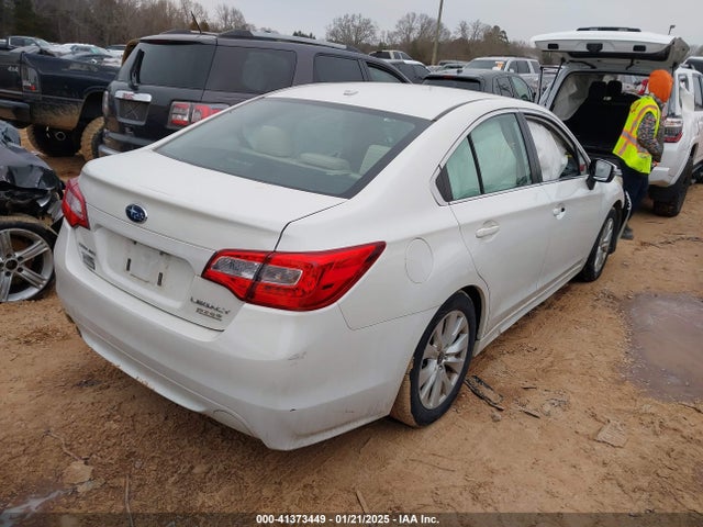 Subaru Legacy 2.5i Premium 2015 4S3BNAF6XF3024597 Image 4