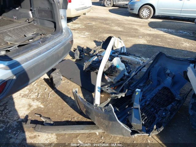 5TDGZRBH7MS153893 Toyota Highlander Xle