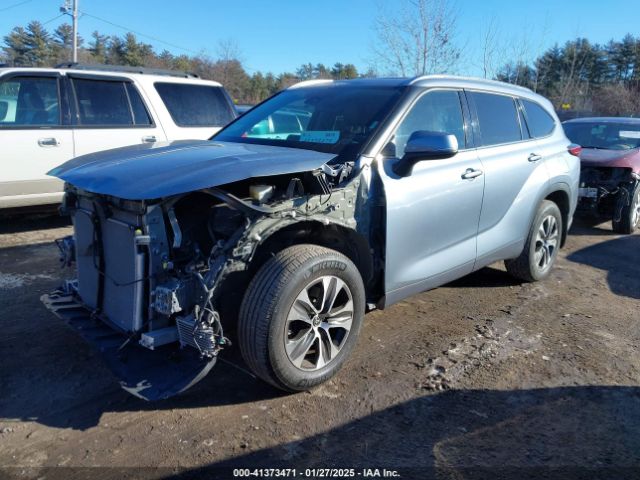 5TDGZRBH7MS153893 Toyota Highlander Xle