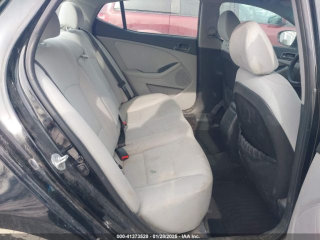 5XXGM4A74FG433933 KIA Optima Lx