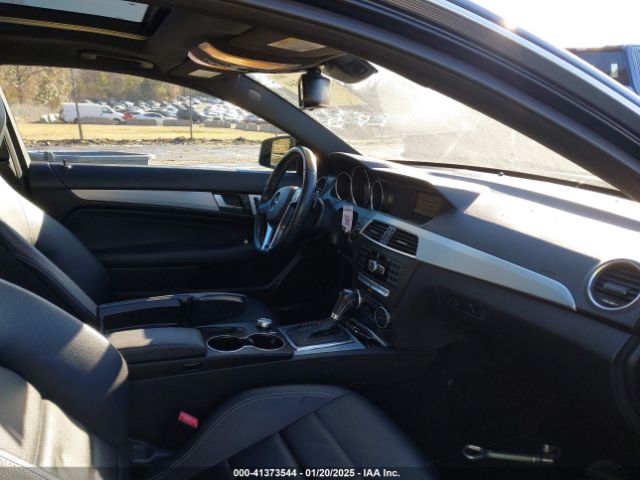 WDDGJ4HB2FG386158 Mercedes-Benz C 250