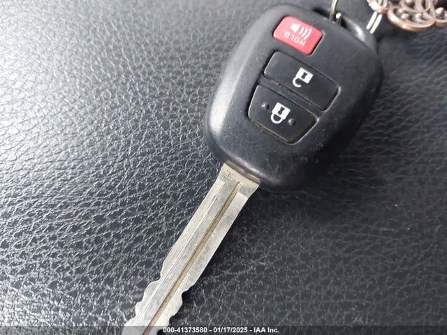 5TDZARFH6GS022128 Toyota Highlander Le