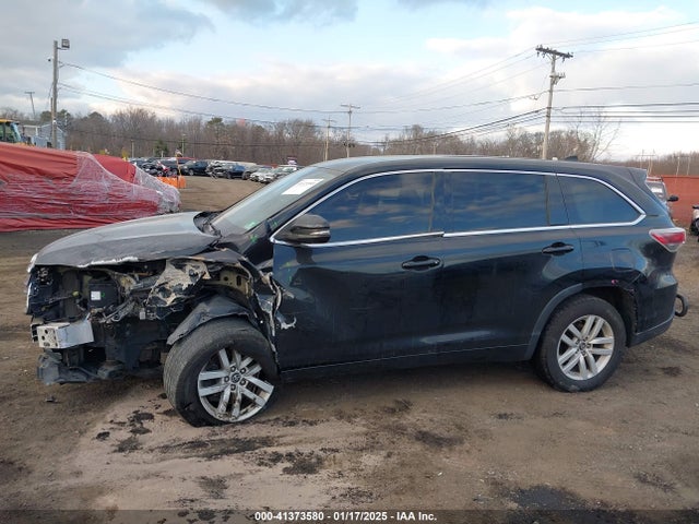 5TDZARFH6GS022128 Toyota Highlander Le