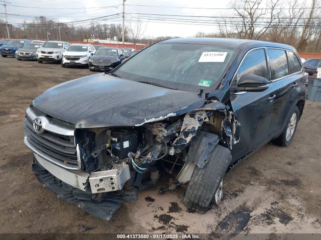 5TDZARFH6GS022128 Toyota Highlander Le