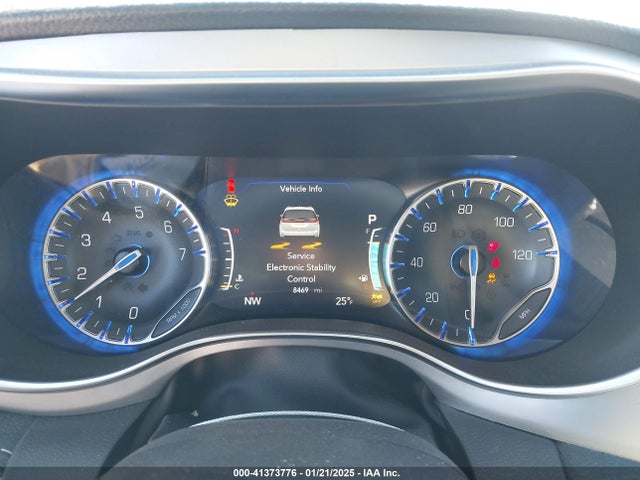 Chrysler Pacifica Limited 2025 2C4RC1GG2SR515047 Image 7