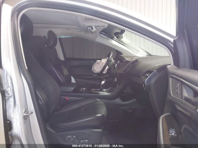 2FMPK3K92JBB19900 Ford Edge Titanium