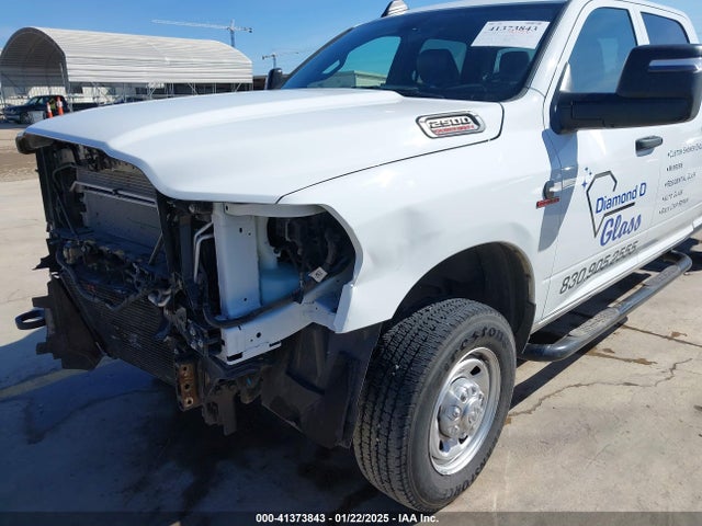 3C6UR5HL3RG253266 RAM 2500 Tradesman  4x4 8' Box