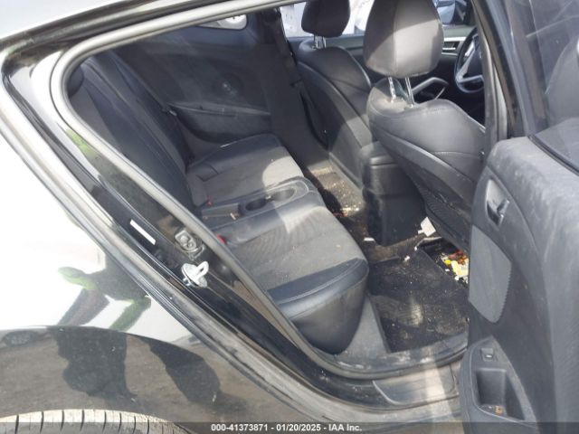KMHTC6AD2GU273299 Hyundai Veloster