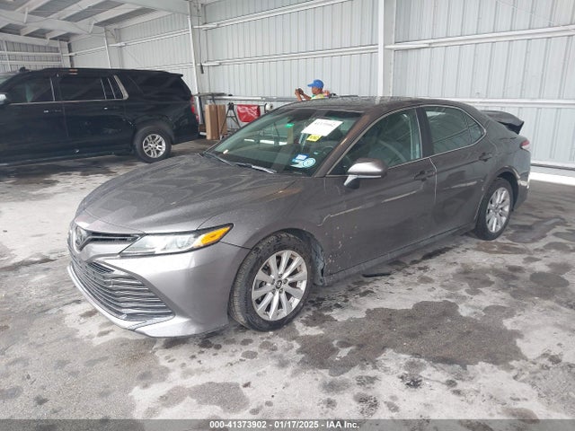 4T1B11HK5JU003550 Toyota CAMRY LE
