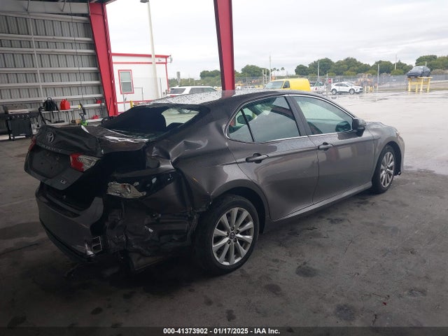 4T1B11HK5JU003550 Toyota CAMRY LE