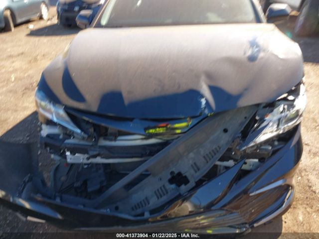 4T1C11AK8NU670925 Toyota CAMRY LE