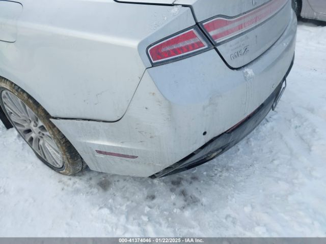 3LN6L2J92ER832064 Lincoln MKZ