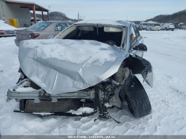 3LN6L2J92ER832064 Lincoln MKZ