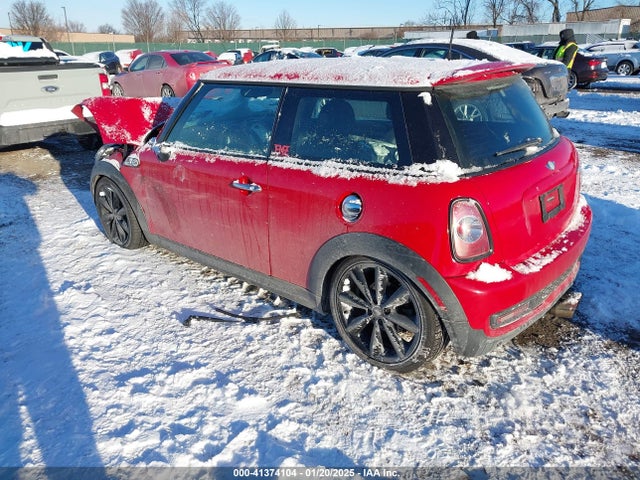 2012 MINI COOPER S WMWSV3C58CTY27456 Photo 2