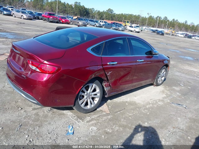 1C3CCCAB7FN576741 Chrysler 2015