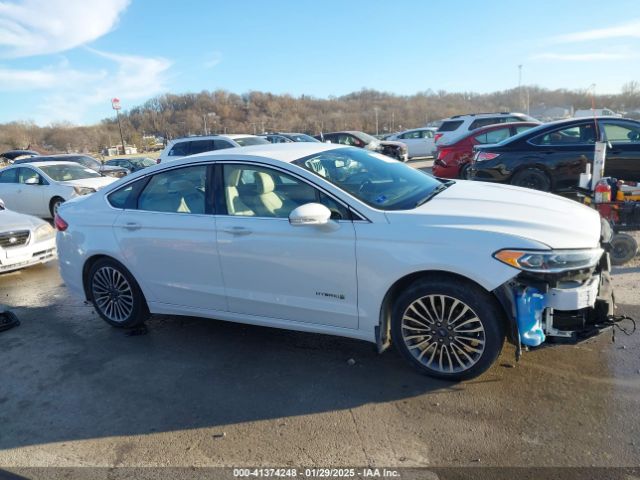 3FA6P0RU7HR383528 Ford Fusion Hybrid Titanium