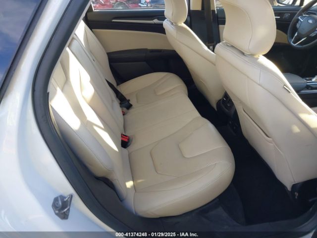 3FA6P0RU7HR383528 Ford Fusion Hybrid Titanium