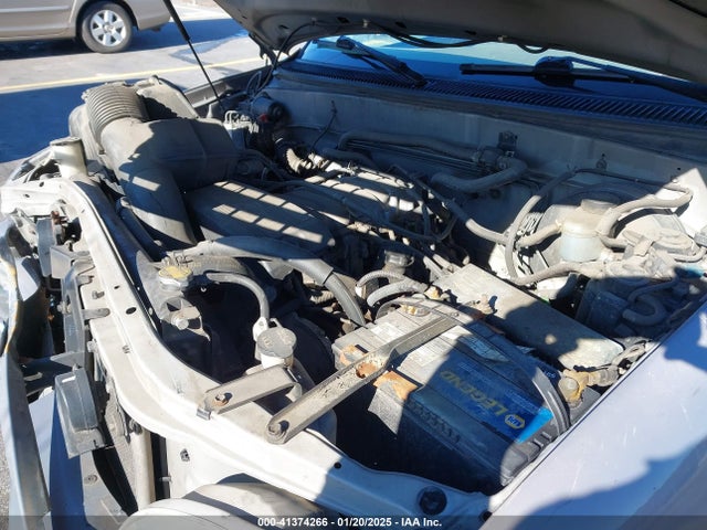 2002 Toyota Tundra Ltd V8 მანქანა იყიდება აუქციონზე, vin: 5TBBT48182S279551, აუქციონის ნომერი: 41374266