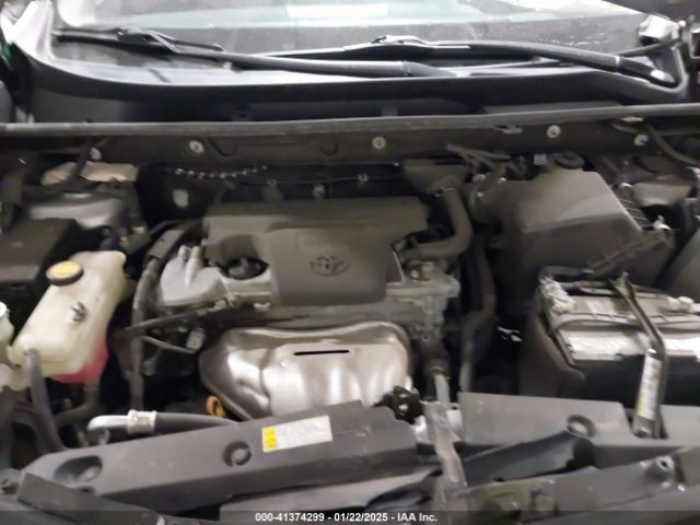 2T3RFREV5HW648195 Toyota Rav4 Xle