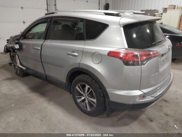 2T3RFREV5HW648195 Toyota Rav4 Xle