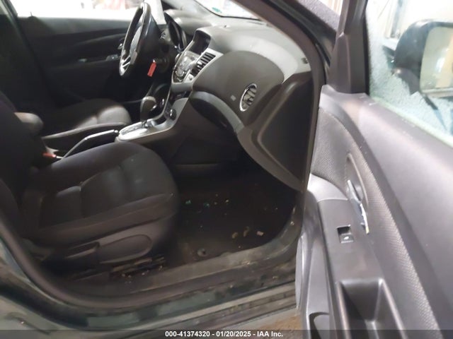 1G1PC5SB8E7263720 Chevrolet Cruze 1lt Auto