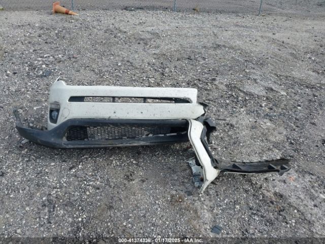 3C4NJCBB5JT240748 Jeep Compass Latitude Fwd