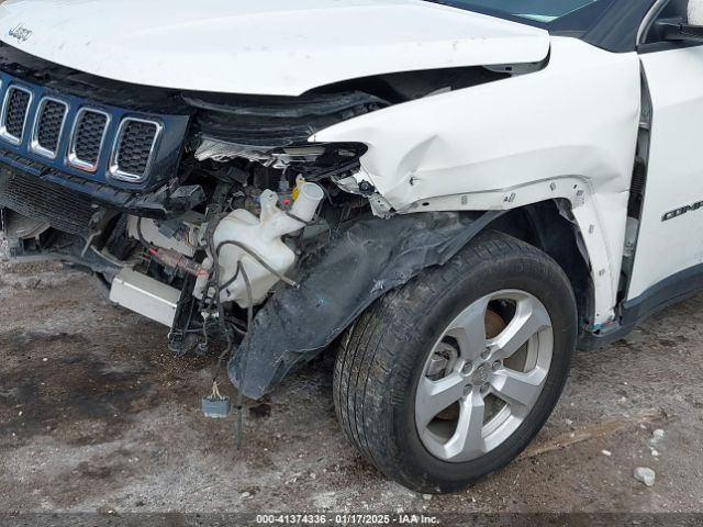 3C4NJCBB5JT240748 Jeep Compass Latitude Fwd