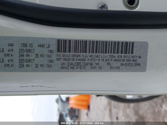 3C4NJCBB5JT240748 Jeep Compass Latitude Fwd