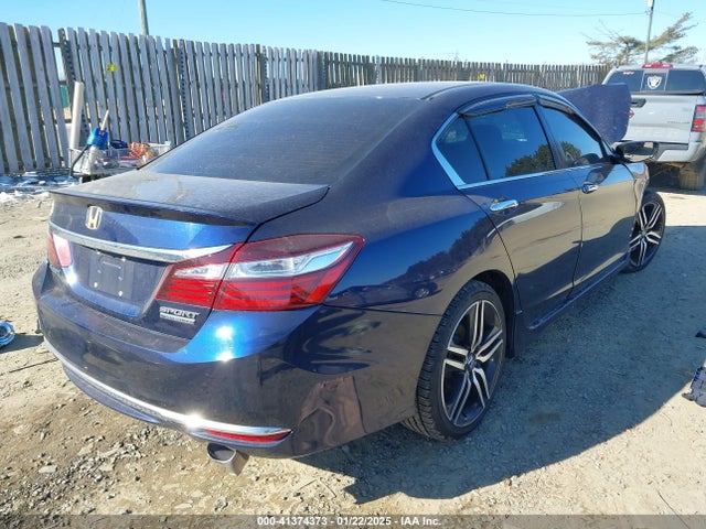 1HGCR2F12HA203011 Honda Accord Sport Se