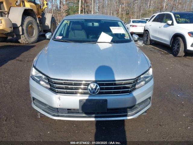 1VWAT7A37GC026369 Volkswagen Passat 1.8t S